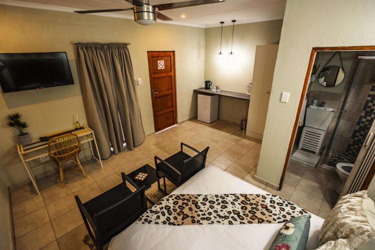 Pumbaa Wildlife Park & Accommodation Mbombela Екстериор снимка